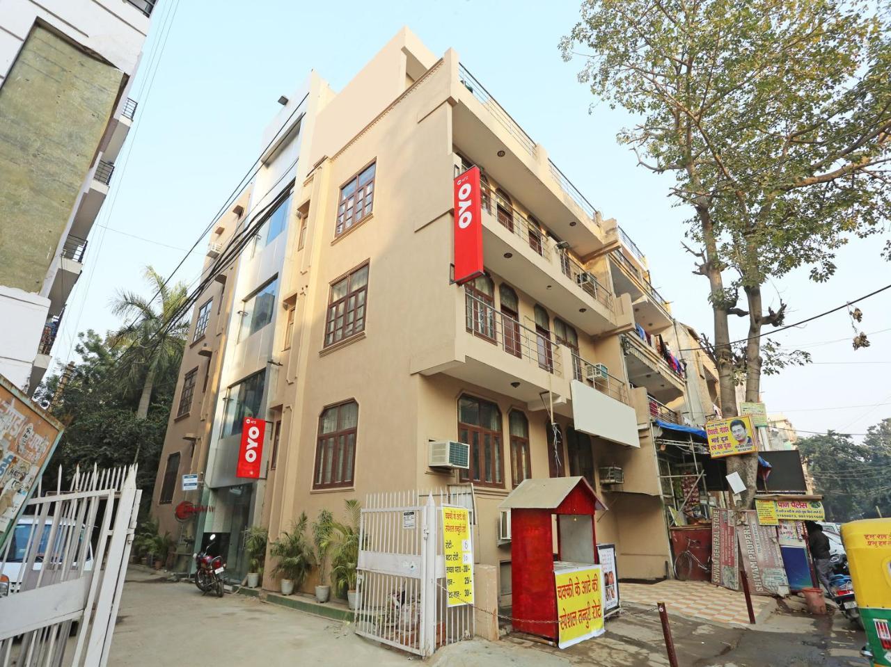 Oyo 472萨列恩酒店 新德里 外观 照片